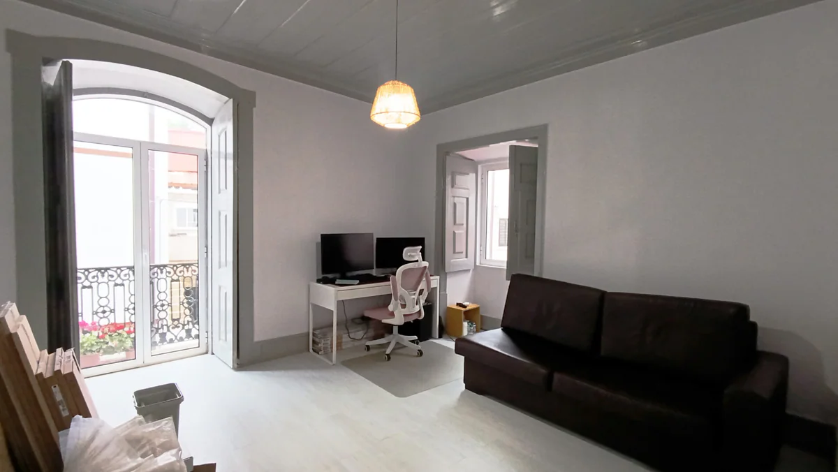 Estado original do apartamento em Soure antes do staging 3D